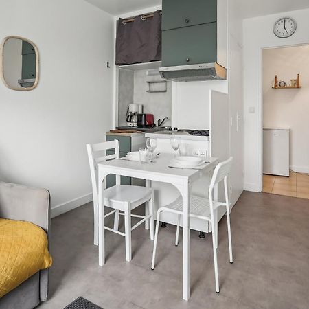 Comfortable Studio Dowtown คอร์เบล-เอซองส์ ภายนอก รูปภาพ