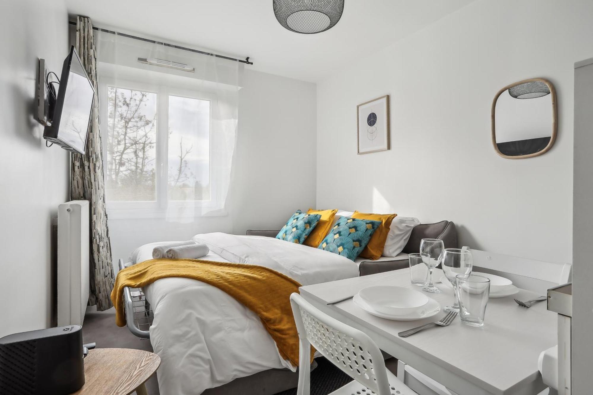 Comfortable Studio Dowtown คอร์เบล-เอซองส์ ภายนอก รูปภาพ